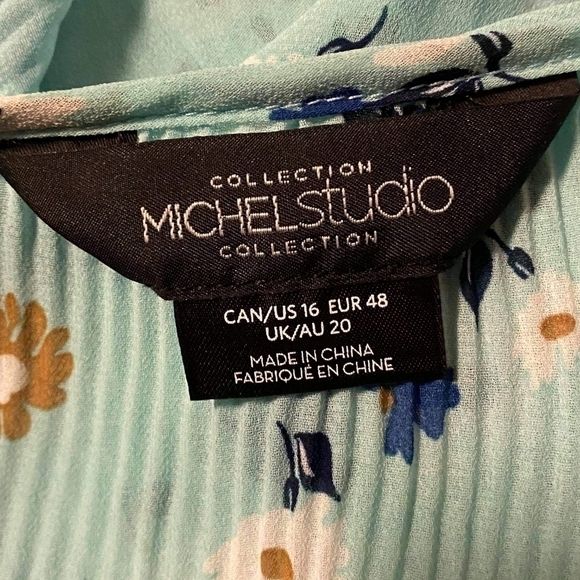 16 - Michel Studio | Sheer Floral Cold Shoulder Blouse - Picture 5 of 7